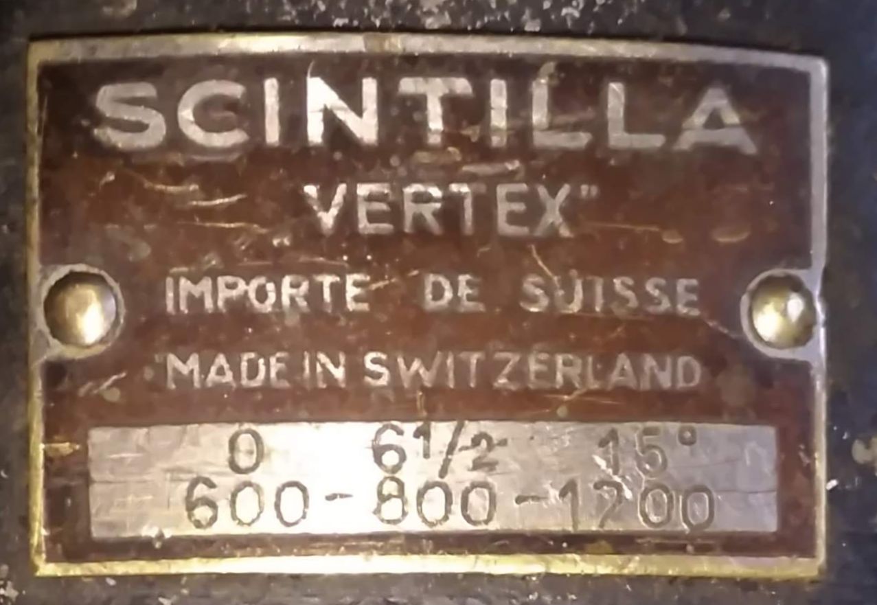 Identifikační štítek první generace